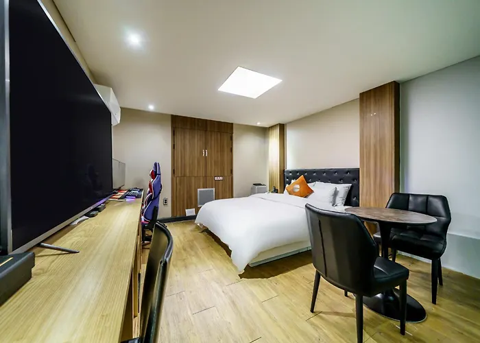 Bulgwang 3s Hotel