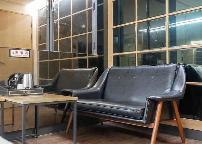 Bulgwang 3s Hotel