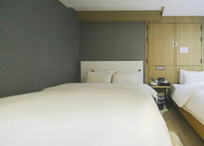 Hotel Bulgwang 3s 2*